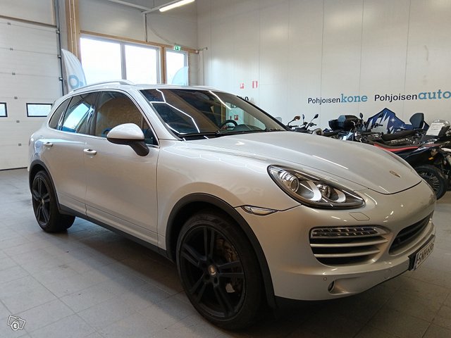 Porsche Cayenne 6