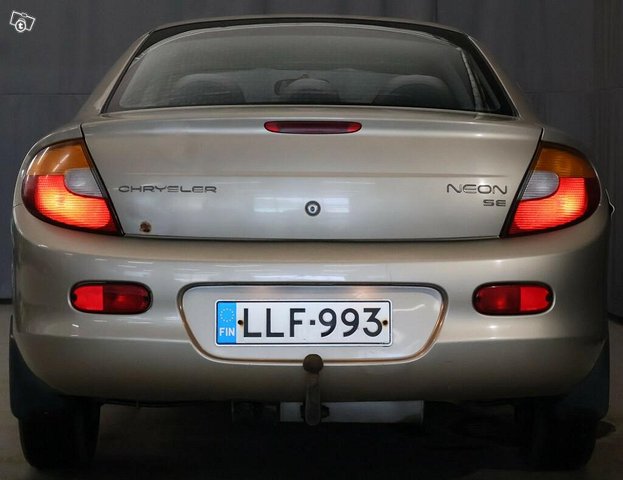 Chrysler Neon 5