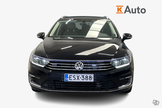 Volkswagen Passat 4