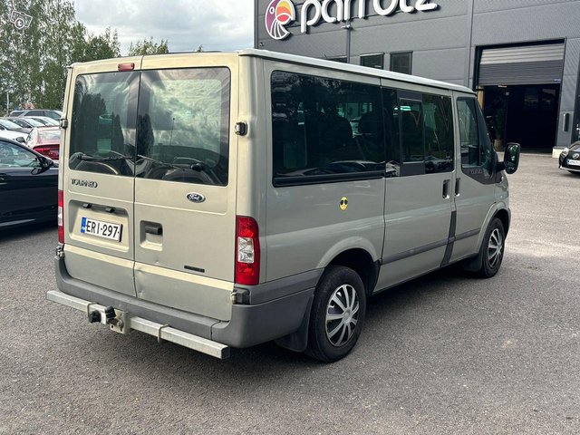 Ford Tourneo 5