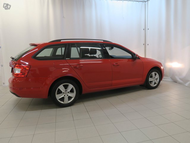 SKODA Octavia 10