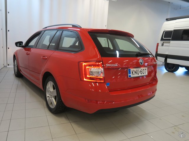 SKODA Octavia 15