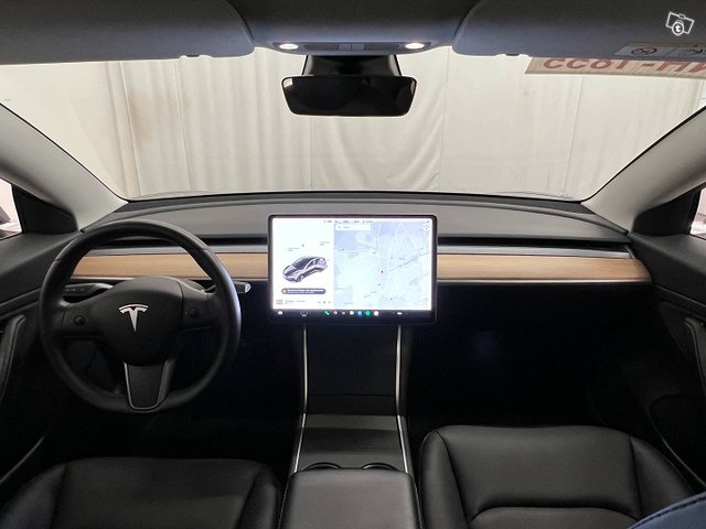 Tesla Model 3 12