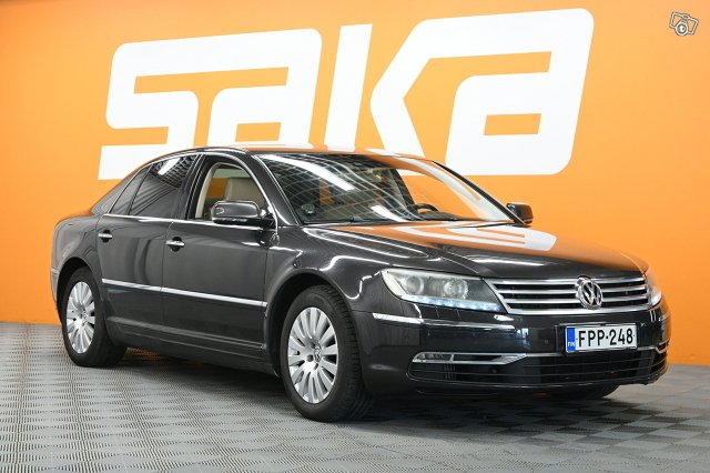 Volkswagen Phaeton 1