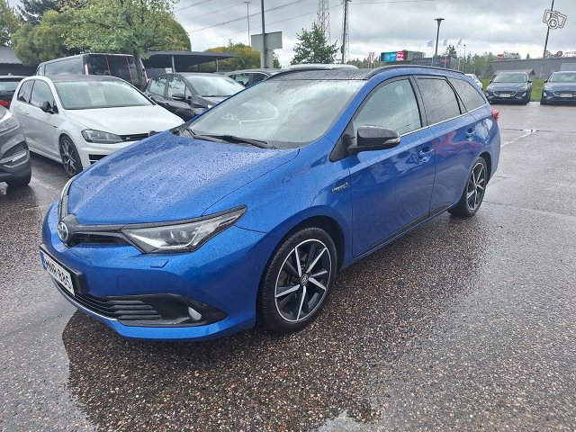 Toyota Auris 2