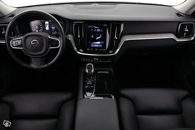 Volvo V60 16