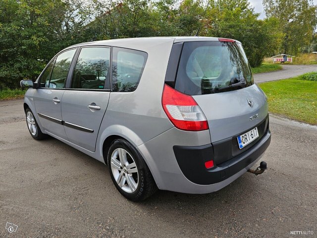 Renault Grand Scenic 6