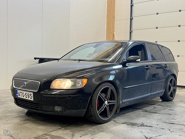 Volvo V50