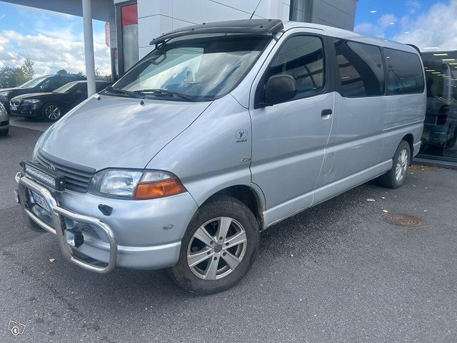 Toyota Hiace