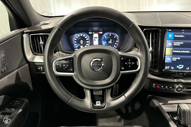 Volvo XC60 9