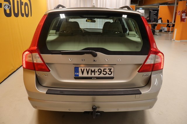 Volvo V70 7