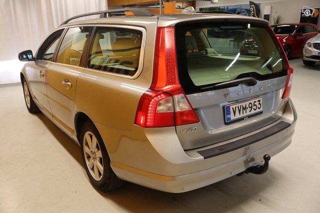 Volvo V70 8