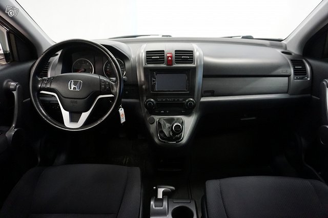 Honda CR-V 8