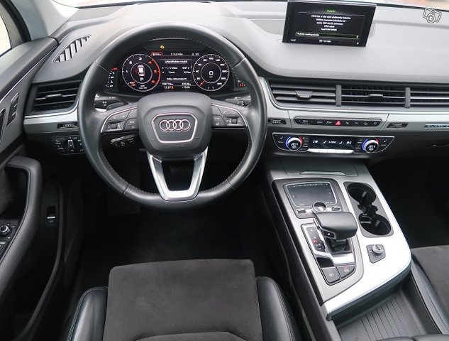 Audi Q7 7