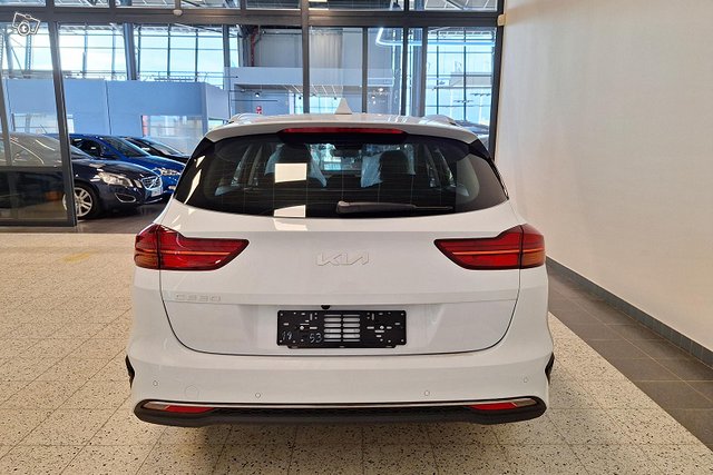 Kia Ceed 4