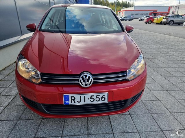 Volkswagen Golf 11