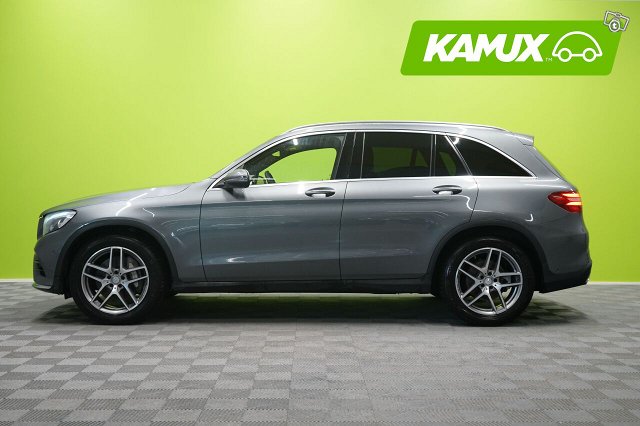 Mercedes-Benz GLC 8