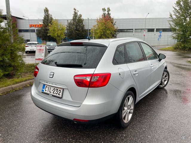 Seat Ibiza ST 2