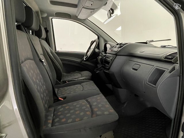 Mercedes-Benz Vito 11