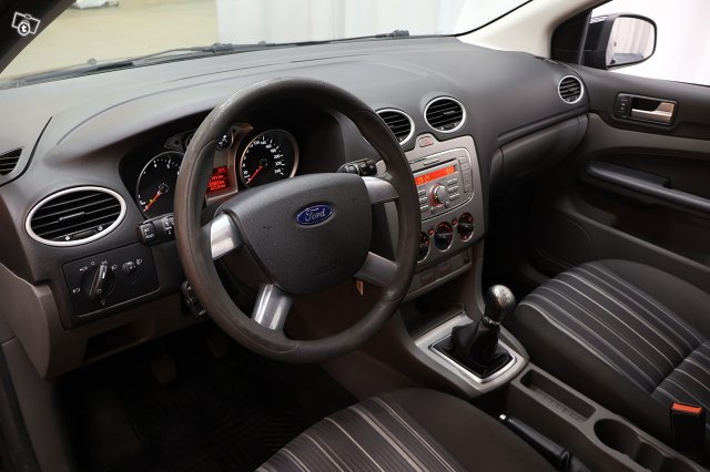 Ford Focus 12