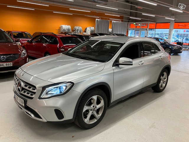 Mercedes-Benz GLA