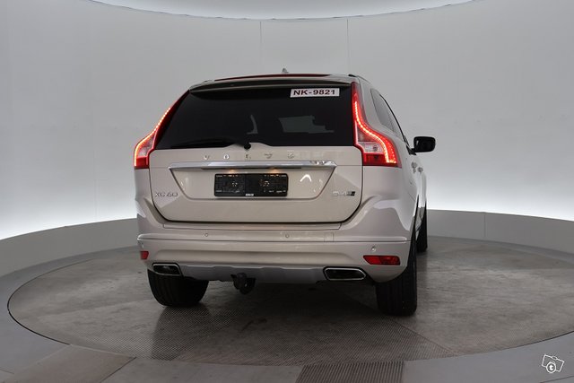 Volvo XC60 10