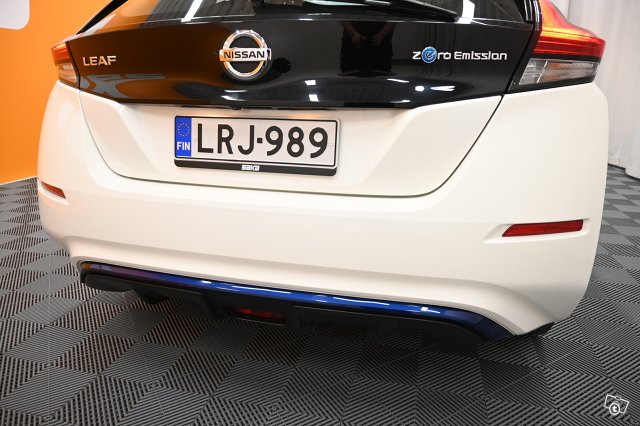 Nissan Leaf 9