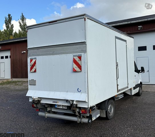 Mercedes-Benz Sprinter 4