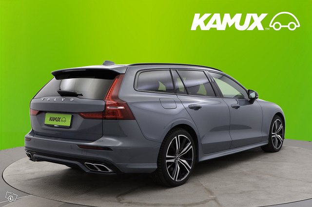 Volvo V60 8