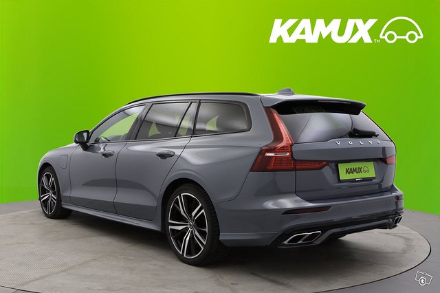 Volvo V60 9