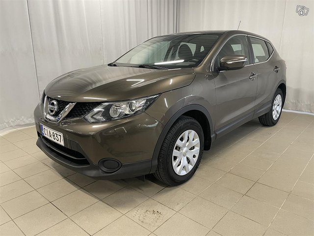 NISSAN Qashqai 1