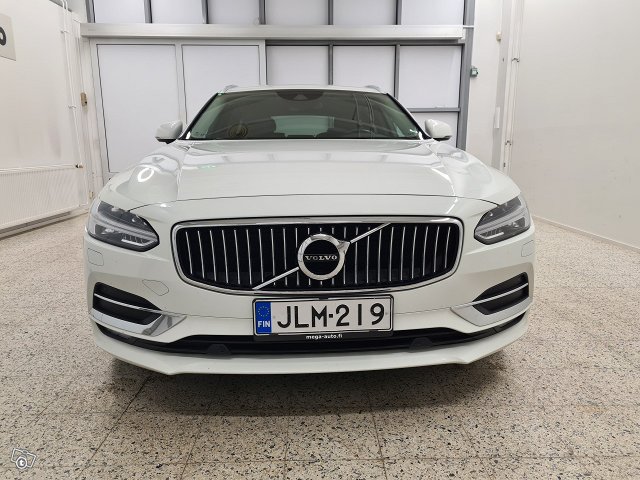 VOLVO V90 2