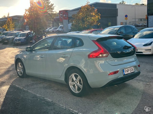 Volvo V40 2