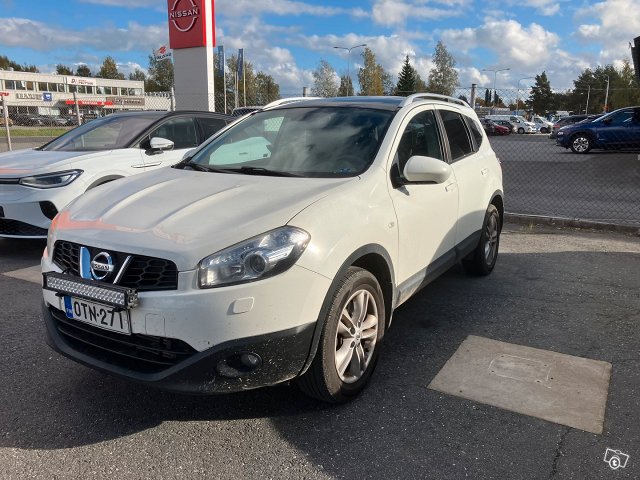 Nissan Qashqai+2