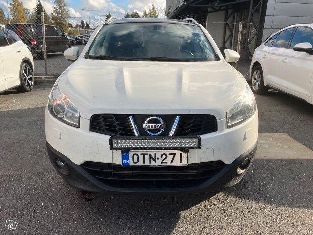 Nissan Qashqai+2 2