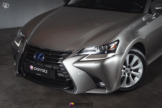 Lexus GS 10