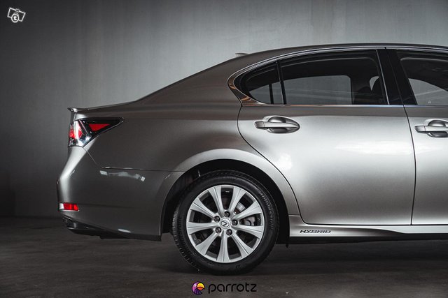 Lexus GS 11