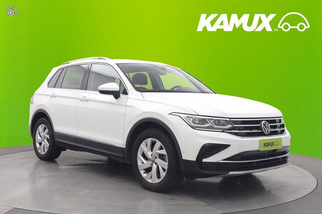 Volkswagen Tiguan 1