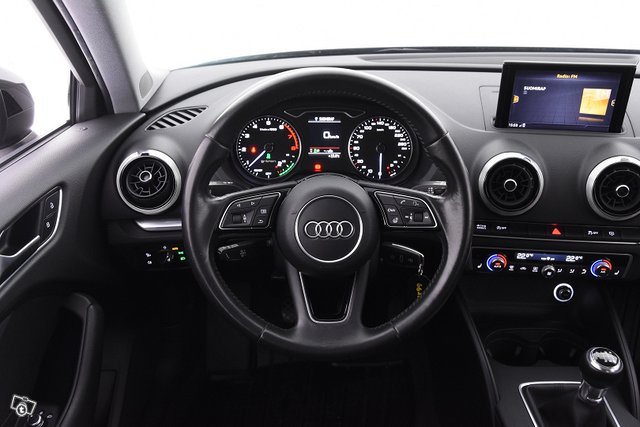 Audi A3 18