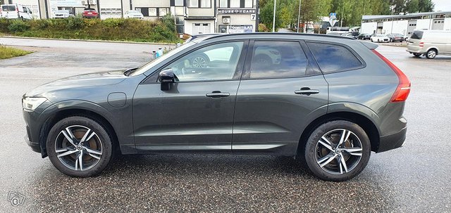 Volvo XC60 8