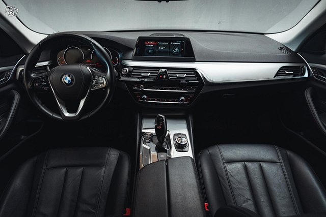 BMW 520 13