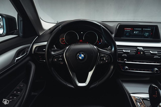 BMW 520 14