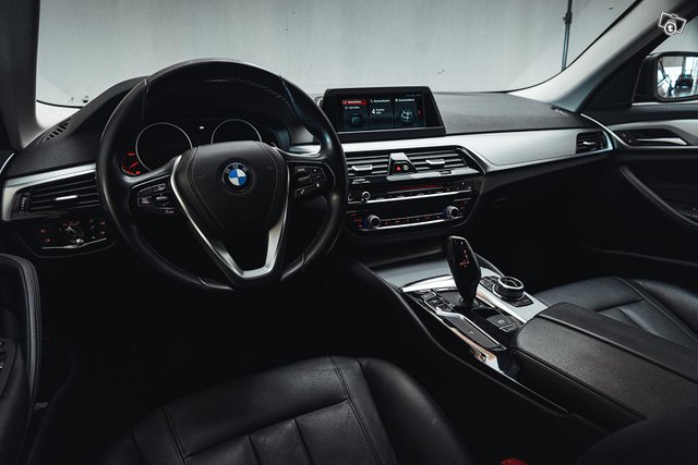 BMW 520 19