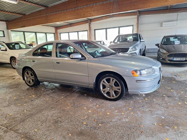 Volvo S60 1