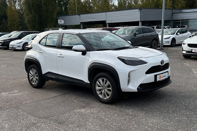 Toyota Yaris Cross 6