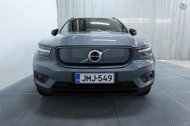 Volvo XC40 16