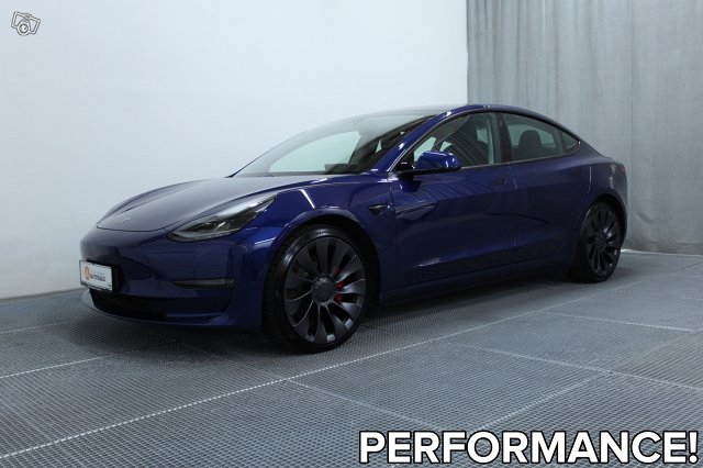 Tesla Model 3 1