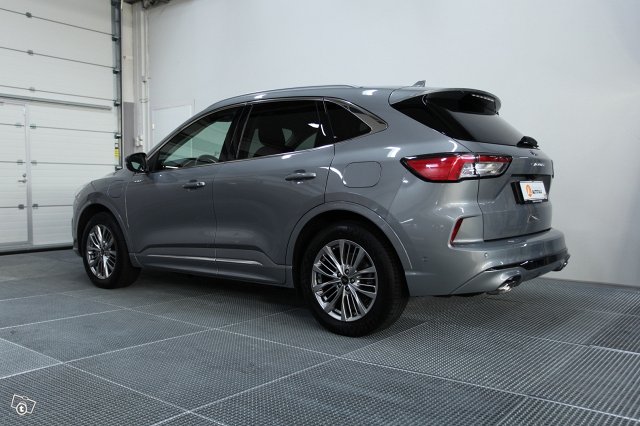 Ford Kuga 4