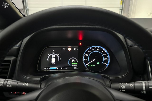 Nissan Leaf 8