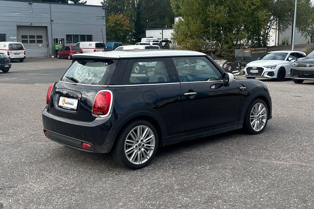 MINI Hatchback 5